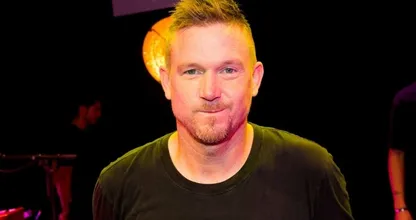 Johnny de Mol na zomer ook nog niet terug als presentator HLF8