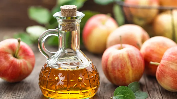 10 modi naturali per sbiancare i denti in casa