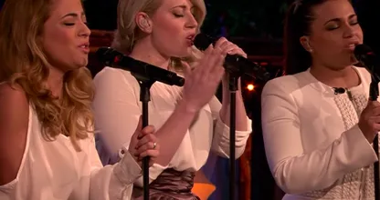 O'G3NE op volle toeren en ontroerde gisterenavond met hun cover 'Het is over'. Wat een sensatie!