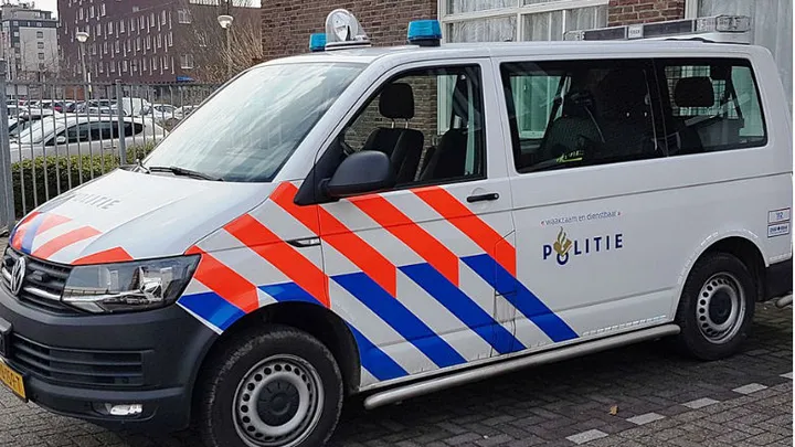 Grapje Rotterdamse politie schiet veel mensen in het verkeerde keelgat