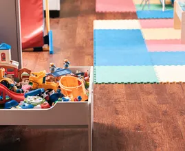 Onvoldoende kennis in kinderopvang over wat te doen na misbruik en mishandeling