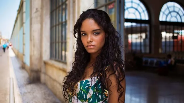 30 beautiful women from around the world