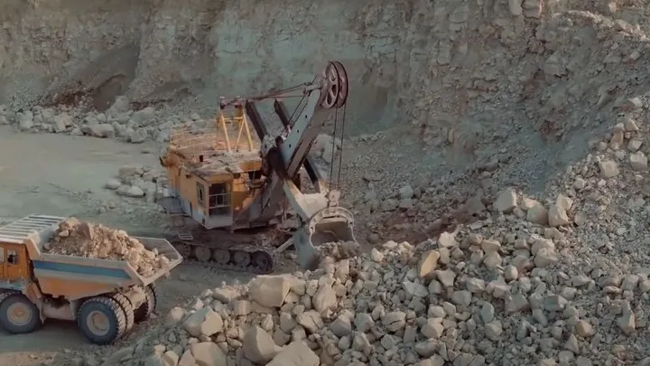 Découverte incroyable après l'assèchement des chutes du Niagara en 1969