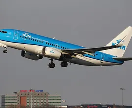 KLM stopt met de verkoop van sigaretten en andere rookwaar in het vliegtuig