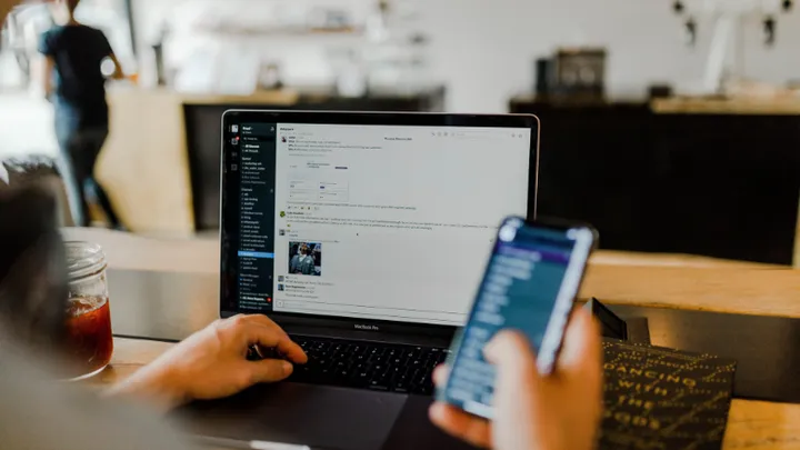 Pourquoi les sites web vous demandent-ils toujours d'utiliser plutôt leur application ?