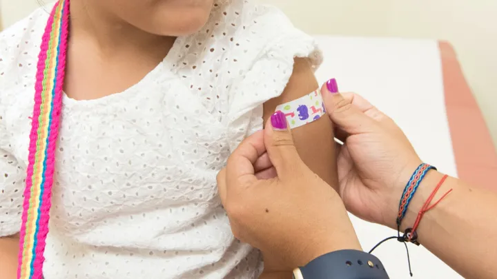 Gezondheidsraad wil kinderen boven 12 met medisch risico vaccineren