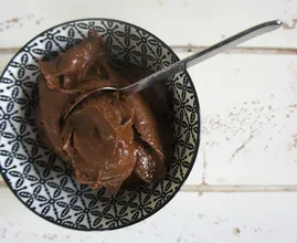 Dit is waarom je eigenlijk altijd met chocolade moet ontbijten
