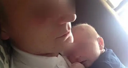 Deze vader sloeg zijn eigen babytje een 12-voudige schedelbreuk omdat hij huilde tijdens een potje FIFA... AFSCHUWELIJK!