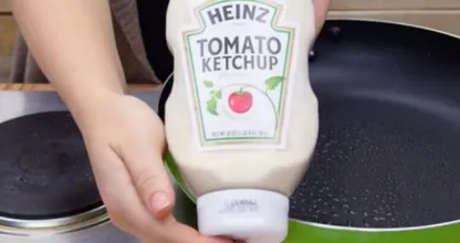 Na het lezen van deze tip gooi jij je lege ketchupfles nooit meer weg! Heel handig dit!