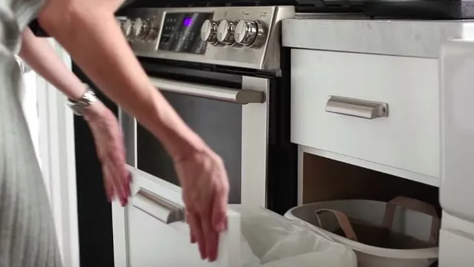 Stinky trash can? Put THIS in there before putting in the trash bag!