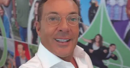 Gerard Joling onherkenbaar; wat vind jij van zijn nieuwe look?