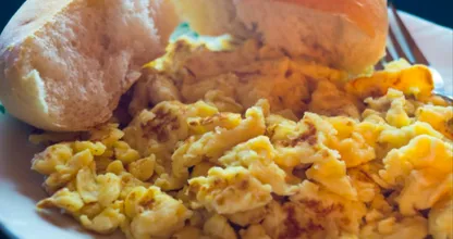 You've never made your eggs like this! The perfect breakfast for Christmas morning!