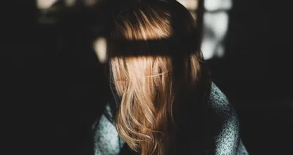 Heb jij last van een zomerdepressie? Dit zijn de symptomen