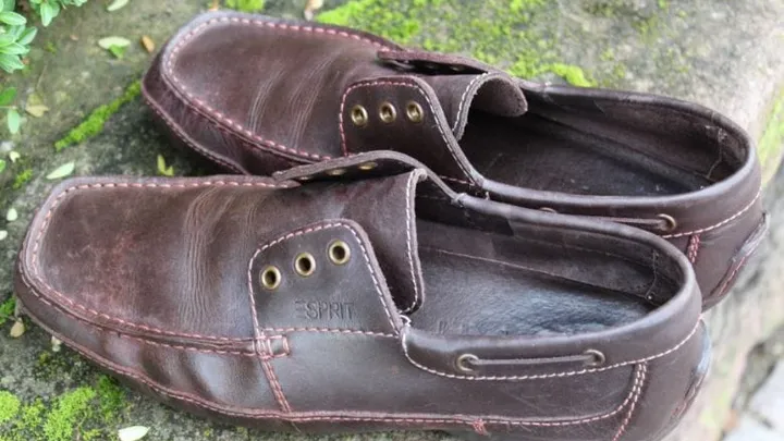 Follow these tips to make sure your leather shoes will look good for much longer!