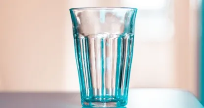 This is why you should wash your glasses with rice and vinegar