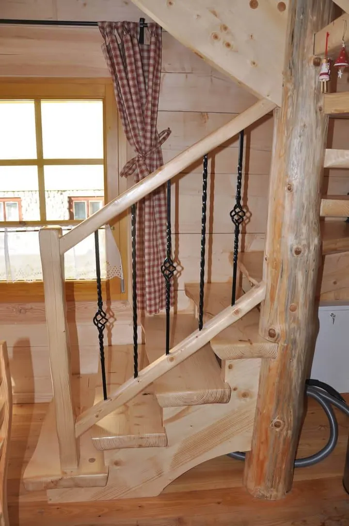 Haus 8