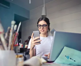 Wie Ihre geistige Gesundheit darunter leidet, wenn Sie rund um die Uhr online sind