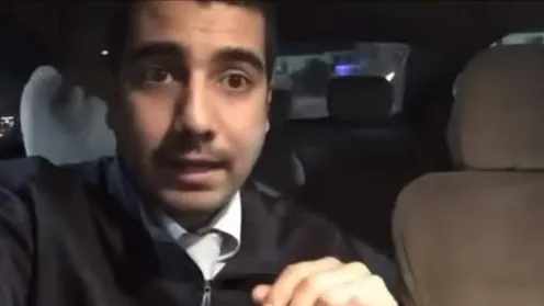DEZE uber-chauffeur toont zich een ware held nadat hij een gesprek afluisterde op de achterbank! Wauw!
