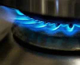 In questo modo si possono pulire molto facilmente i fornelli della tua cucina