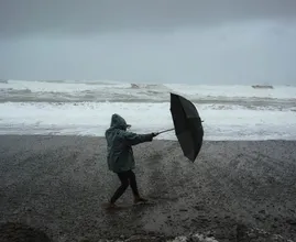 Storm Franklin op komst: code oranje vanwege zware windstoten