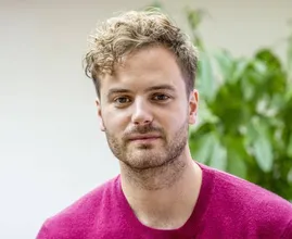 Jim Bakkum en Bettina Holwerda vieren verjaardag dochter Molly