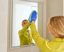 This is why your windows keep getting streaks, according to cleaning experts