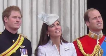 Die kende je nog niet: dit zijn de stiefbroer en stiefzus van prins William en Harry