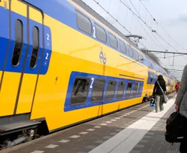 NS-onderhandelingen voorbij: personeel krijgt loonsverhoging
