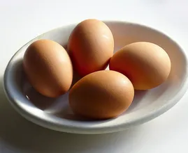 Not sure if your eggs are still fresh? With this simple trick you'll know in an instant!