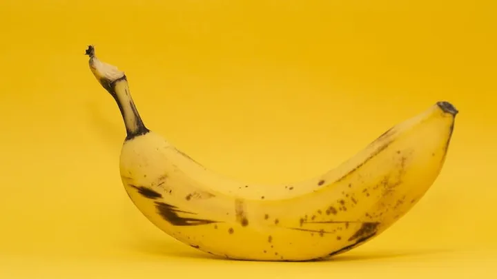 Depois que você ler isso, você nunca mais vai jogar fora uma banana marrom novamente!