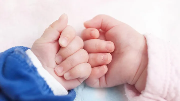 Położna dokonuje dziwnego odkrycia po 40-godzinnym porodzie pewnej kobiety