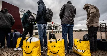 Kabinet wil door hele land extra crisisopvangplekken voor asielzoekers