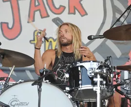 Foo Fighters-drummer Taylor Hawkins (50) overleden