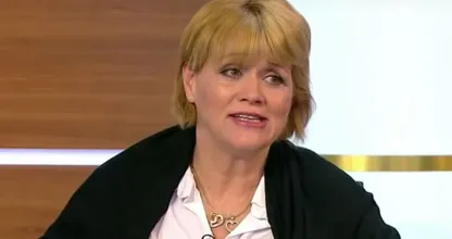 Samantha Markle apologises to half-sister Meghan on British TV