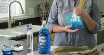 Use dish soap to make a cold compress - and 7 other amazing dish soap tips!