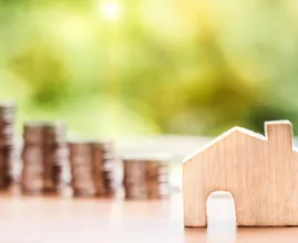 Kabinet pleit voor eerlijke woningmarkt: biedingen moeten openbaar