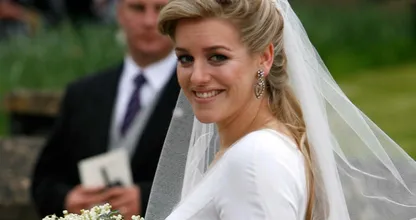 Warum weiß niemand von Laura, der Schwester von Prinz Harry und William?
