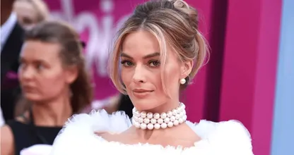From the archives: This is what Margot Robbie used to look like.