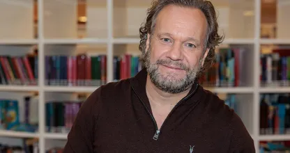 Carlo Boszhard doet aangifte tegen roddelkanalen na claims grensoverschrijdend gedrag