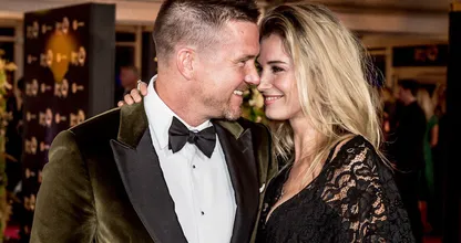 Johnny de Mol is vader geworden en deelt prachtige foto van zijn kindje op Instagram