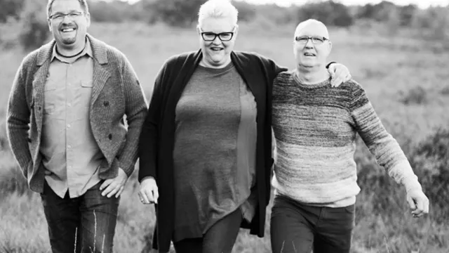 Riejanne heeft een relatie met twee mannen: "Doordeweeks slaap ik bij Bas, in het weekend bij Ad"