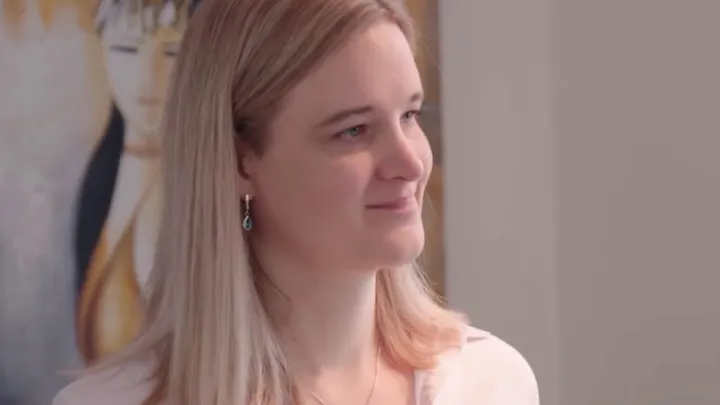 Kijkers zijn erg onder de indruk van Eveline's transformatie in Hij is een Zij