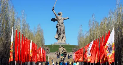 Riesige Statuen auf der ganzen Welt