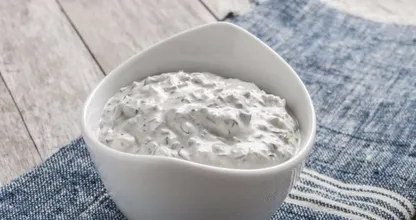 Wie du die LECKERSTE Knoblauchsoße zum Grillen selber zaubern kannst!
