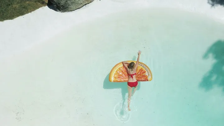 Deze sterrenbeelden zijn de beste vakantiemaatjes