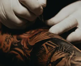 Amerikaanse wetenschappers ontwikkelen nieuwe tattootechniek