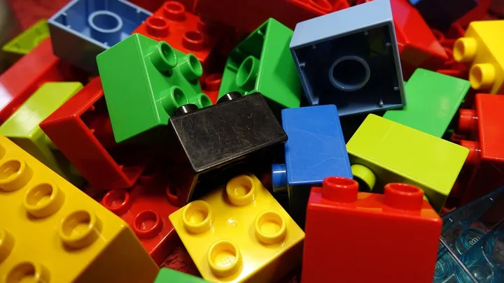 Met deze trucjes maak je opruimen leuker voor je kinderen