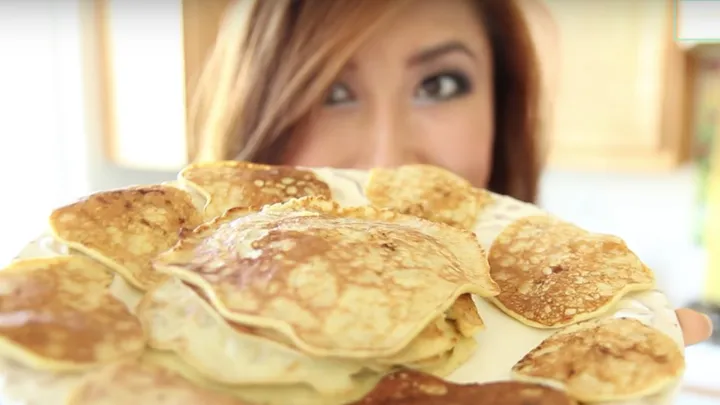 A todos realmente les gustarán estos panqueques. Verdaderamente delicioso y con solo 2 ingredientes