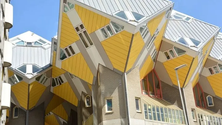 Zo ziet de beroemde kubuswoning in Rotterdam er vanbinnen uit