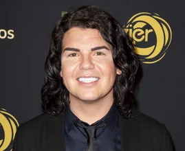 Roy Donders en vriendin onthullen geslacht eerste kindje
